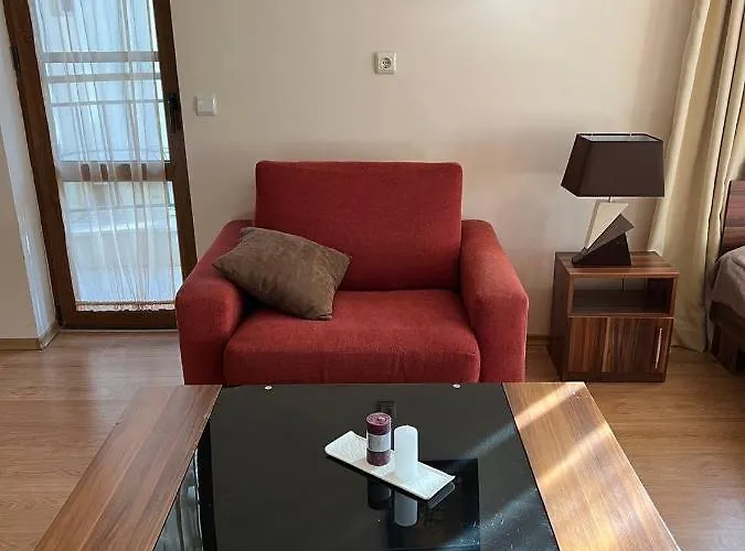 Dkapartments Chateau Valon * ساني بيتش